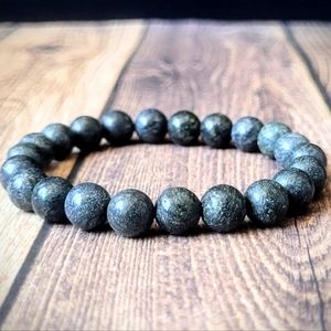 Green Serpentine Bracelet